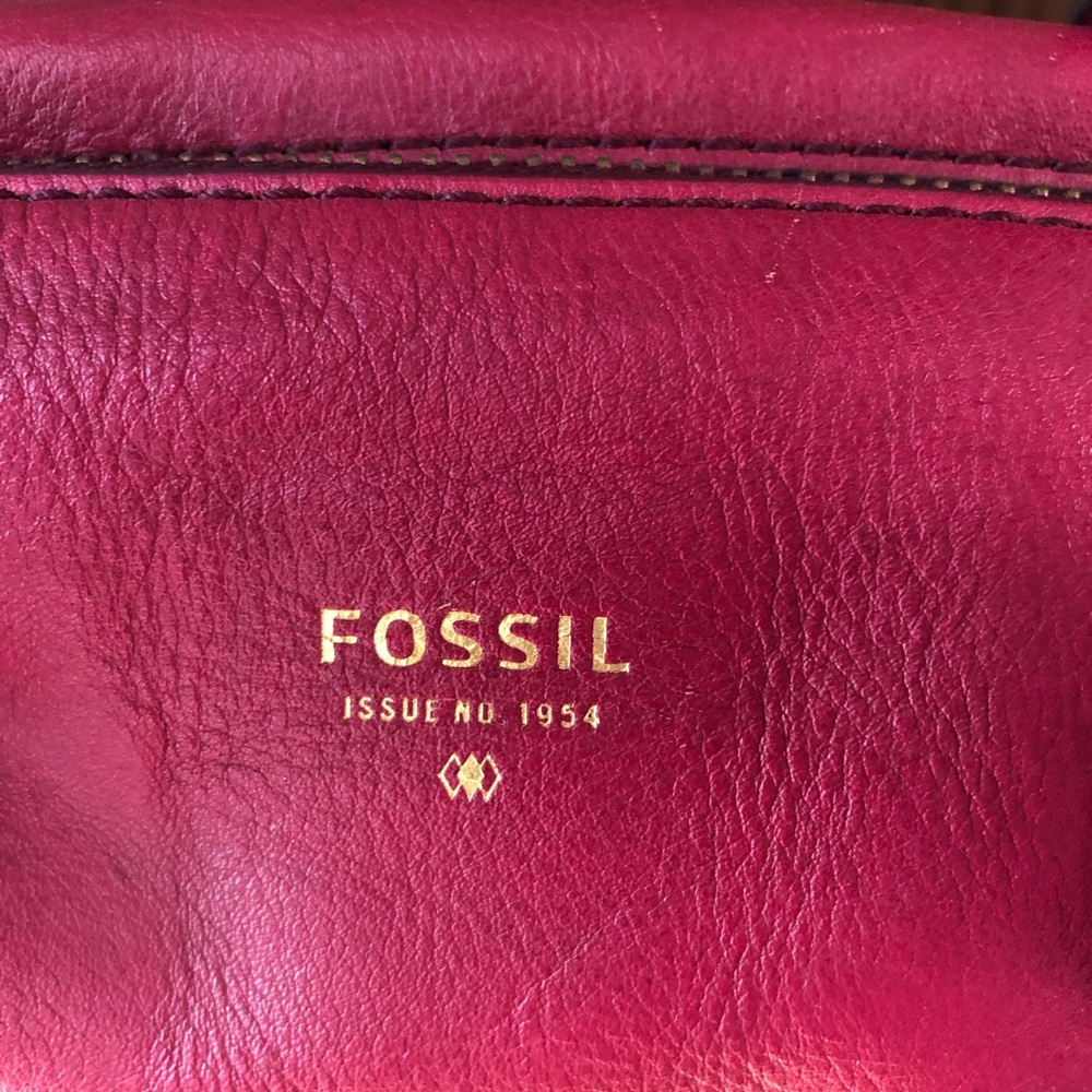 • Fossil • - Picture 2 of 8